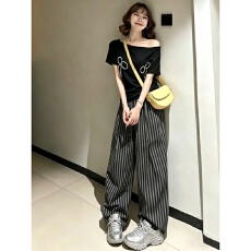 批发韩系<b class='q'>气质</b>休闲<b class='q'>运动服</b>套装女夏季蝴蝶结钉珠斜肩短袖条纹长裤两件套