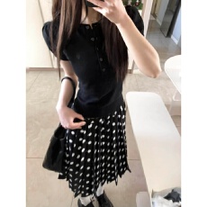 批发韩系甜美休闲运动套装女<b class='q'>春</b>夏季修身短袖T恤波点百褶中长裙两件套