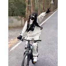 批发学院风运动服套装女秋冬宽松时尚炸街杆条卫衣休闲卫裤跑步两件套