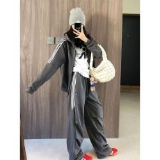 批发美式嘻哈休闲运动服套装女秋冬季宽松条纹连帽<b class='q'>开衫</b>卫衣跑步两件套
