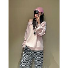 批发韩系甜美<b class='q'>休闲</b><b class='q'>运动</b>服套装女秋季少女感粉色斜肩卫衣条纹长裤两件套
