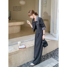 条纹翻领灰色西装套装女秋季ootd穿搭一整套高级感西服两件套韩系