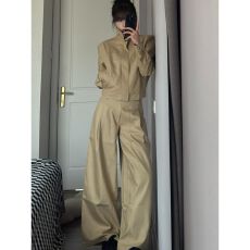 批发老钱风休闲运动服套装<b class='q'>女</b>秋季简约慵懒感穿搭短款外套阔腿裤<b class='q'>两件</b>套