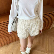 批发美式辣妹风黑色性感<b class='q'>休闲</b>裤女2025秋冬季小众显瘦百搭短裤<b class='q'>热裤</b>