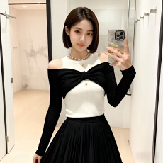 批发2026春<b class='q'>夏</b>季设计感小众独特气质修身露肩针织衫潮