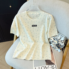 批发<b class='q'>韩版</b>慵懒风碎花短袖<b class='q'>针织衫</b>女2026夏季新款舒适透气超好看T恤上衣