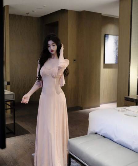 봄날 사역 담배 파우더 구름 드레스 품격 슬림해 보이는 오픈 가디건 점프 슈트 치마 세트 있음 가슴 패드
