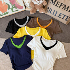 批发假两件撞色V领短袖<b class='q'>T</b><b class='q'>恤</b>女夏季内搭外穿带胸垫修身显瘦百搭打底上衣