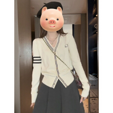 仿棉针织学院风V领针织开衫女秋冬独特修身短款毛衣外套