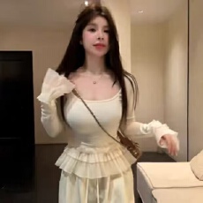 批发韩系甜美<b class='q'>荷叶边</b>加厚磨毛长袖T恤女秋冬新款修身显瘦内搭打底上衣