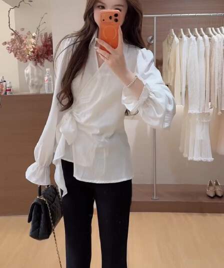 이른 봄 한국 드라마 작은 샤넬 스타일 소금 부서 빛 요리 한 디자인 센스 패션 셔츠 캐주얼 트임 바지 투피스 슈트 여성