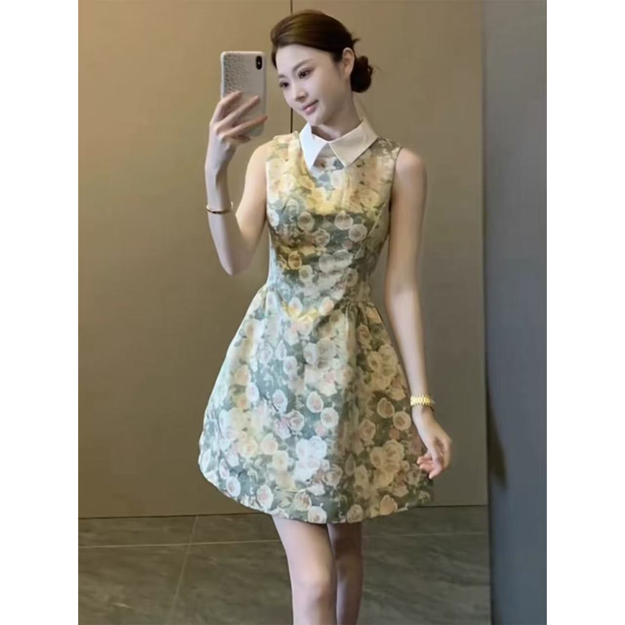 프랑스식 품격 장미 유화 폴로 칼라 민소매 여성 드레스 봄 여름 천 금빛 바람 퍼프 몸매 가꾸기 허리 수축 조끼 스커트