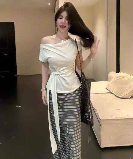 고유 한 아름다운 전체 집합 여름 드레스 한 부서 패션 느긋한 바람 비스듬한 어깨 레이스업 맨위 스트라이프 반신 스커트 투피스 세트