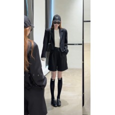 批发韩版别致通勤风西装外套+高腰短裤女2026秋季新款小众设计感套装