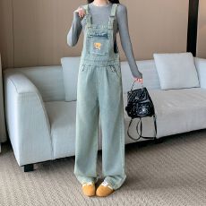批发实拍实价~复古牛仔背带裤<b class='q'>女</b>秋季新款可爱减龄宽松显瘦休闲连体<b class='q'>裤</b>