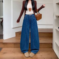 批发实拍 2026<b class='q'>春</b>季新款蓝色高腰阔腿牛仔裤女中线宽松慵懒百搭直筒裤