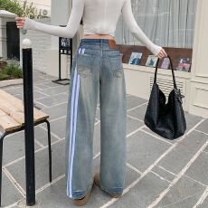 批发实拍实价~设计感刺绣美式弯刀直筒<b class='q'>牛仔</b>裤女显瘦宽松水洗拖地裤子