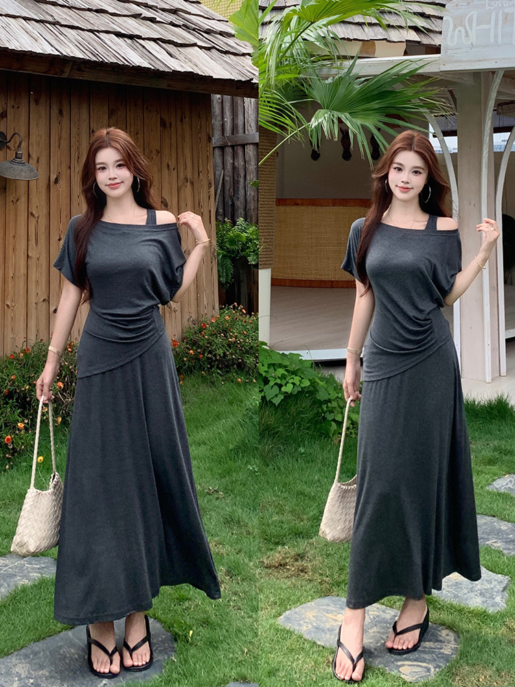 실사 통통한 여동생 빅 사이즈 여성 의류 여름 새로운 디자인 센스 품격 캐주얼 주름 슬림해 보이는 불규칙 세트