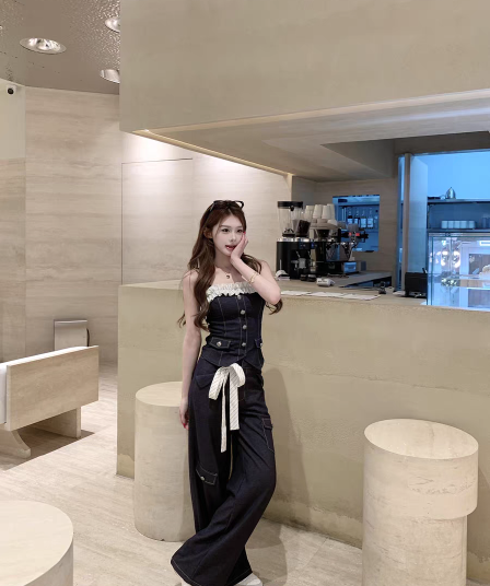 마 지 mochi 블루스 시분할 프릴 오프숄더 슬립 맨위 와이드 레그 팬츠 데님 세트 여성 봄