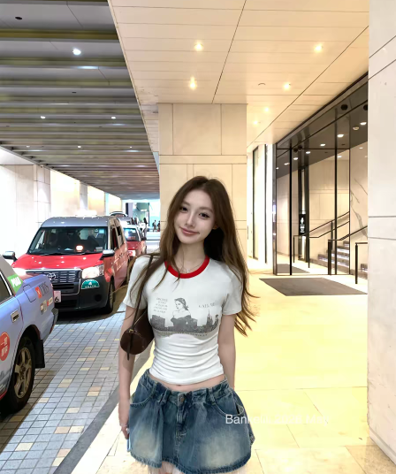 밤나무 코코아 bankelili jennie 지점 자르다 당겨서 같은 단락 섹시함 핫걸 마 오래된 포스터 반팔 여성 여름