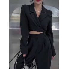 批发新款交叉环腰短<b class='q'>西装</b>V领修身气质外套高腰显瘦短裤套装款