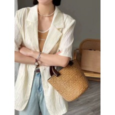 批发<b class='q'>韩版</b>新款肌理感短袖小<b class='q'>西装</b>外套女夏季休闲通勤薄款开衫上衣