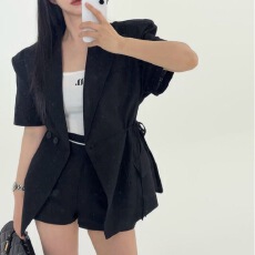 批发韩版新款夏季西装套装<b class='q'>女</b>短袖外套高腰短裤两件套休闲时尚显瘦穿搭