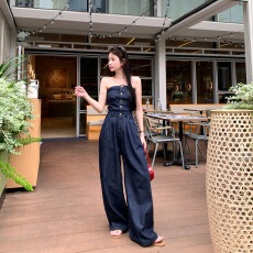 批发实拍实价 气质纯欲风性感a字收腰一字肩<b class='q'>抹胸</b>阔腿长裤牛仔<b class='q'>连体裤女</b>