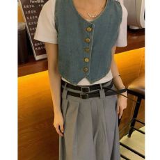 批发辣妹风复古<b class='q'>牛仔</b>马甲女夏季新款小个子V领<b class='q'>背心</b>短款百搭不规则上衣