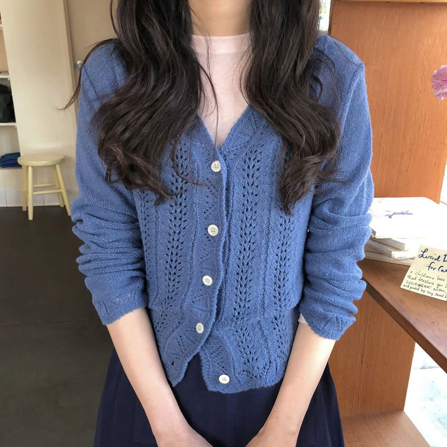 재고 있음 예 봄 여름 ~ 중 색상 부드러운 밝은 꽃잎 홀로우 아웃 V넥 소녀 센스 니트 오픈 가디건 스웨터