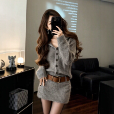 批发慵懒风灰色针织包臀连衣裙女秋冬新款小个子气质收腰显瘦毛衣<b class='q'>短裙</b>