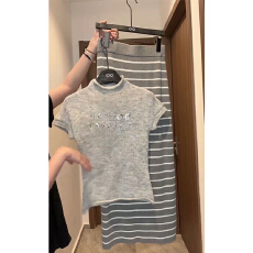 批发夏季新款洋气减龄时髦显瘦<b class='q'>印花</b>短袖T恤韩系百搭条纹半身裙<b class='q'>套装</b>潮