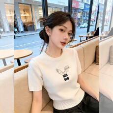 批发绝美巨好看烫钻白色短袖针织衫女薄款春夏季2026超火减龄T恤上衣 