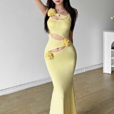 批发<b class='q'>泰国</b>辣妹黄色镂空吊带显身材连衣裙海岛度假风多巴胺穿搭沙滩长裙