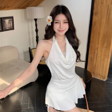 批发白月光初恋荡领挂脖假两件连衣<b class='q'>裙</b>