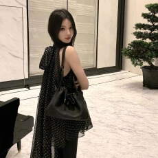 批发暮色微光系带挂脖<b class='q'>无袖</b>波点<b class='q'>雪纺</b>衬衫女法式御姐高级感气质宽松上衣