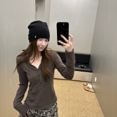 批发人棉磨毛连帽长袖袋鼠兜修身T恤打底衫美式复古多粒扣亨利衫