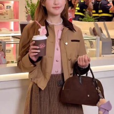 批发赵露思<b class='q'>明星</b>同款加棉加厚美式复古外套女冬2025新<b class='q'>款</b>休闲夹克上衣