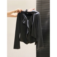 批发灰色不规则V领长袖衫女秋季新款设计感修身<b class='q'>小衫</b>打底内搭上衣