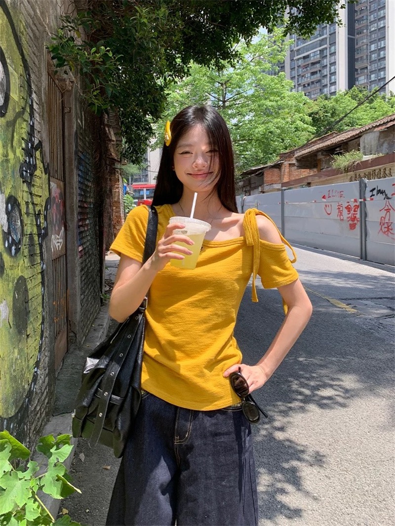 원본 원단 한 부서 핫걸 비스듬한 어깨 디자인 센스 스트랩 반팔 티셔츠 여성 여름 새로운