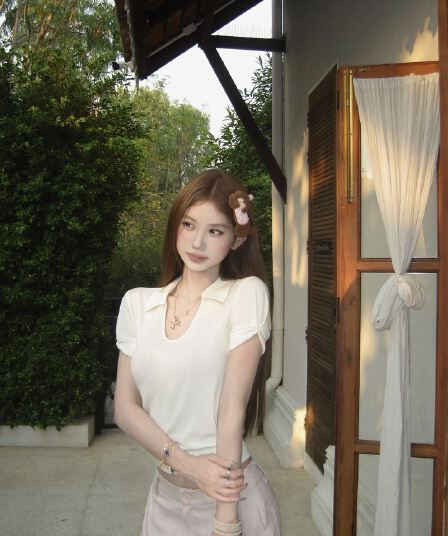 260 그램 사람들 면 섹시함 허리 수축 핫걸 디자인 센스 V넥 반팔 티셔츠 여성 루즈핏 캐주얼 슬림해 보이는 맨위 여름