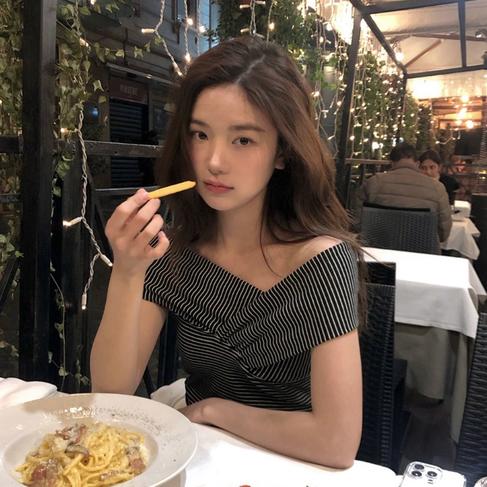 경관 그림 원본 스트라이프 아메리칸 레트로 반팔 티셔츠 여성 디자인 센스 스트라이프 패션 다용도 맨위 ins 트렌디