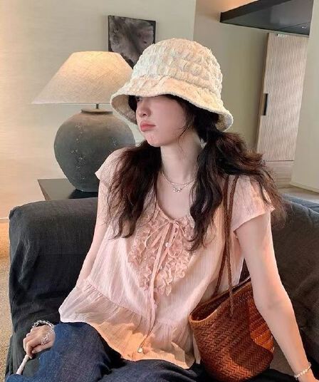 하프 설탕 복숭아 케이크 핑크색 디자인 센스 레이스 반팔 여성 셔츠 여름 나비 매듭 루즈핏 V넥 맨위