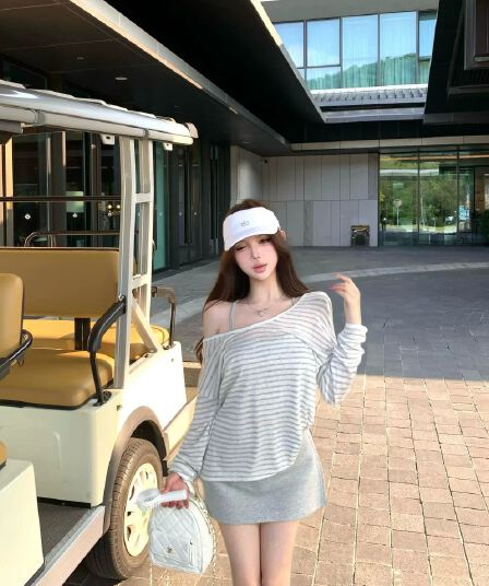 라이 경기 서울 주간 실크 눈꽃 여름 새로운 다용도 루즈핏 느긋한 비스듬한 어깨 긴팔 티셔츠 맨위