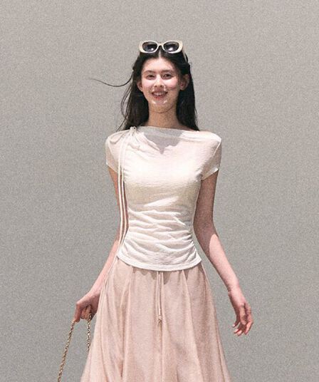 경관 그림 정가 원본 대나무 마디 주름 프랑스식 패션 작은 대중 반팔 티셔츠 여성 여름 몸매 가꾸기 디자인 센스 다용도 맨위