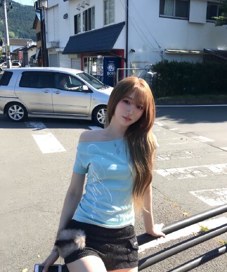 아름다운 40 순면 210 그램 비스듬한 어깨 반팔 티셔츠 여자 여름 한 부서 레이스 조각 오프숄더 맨위