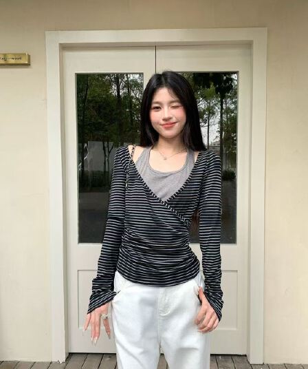 경관 그림 원본 원단 250그램 스트라이프 배색 행침 목 몸매 가꾸기 페이크 레이어드 티셔츠 가을 순수한 욕망 맨위 여성