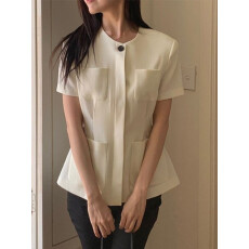 批发小香风圆领收腰短袖<b class='q'>衬衫</b>女设计感多口袋收腰显瘦通勤气质开衫上衣