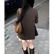 批发韩版简约后背开叉纽扣西装外套女通勤宽松廓形休闲小西服