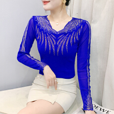 批发实拍2026春<b class='q'>夏</b>新款V领蕾丝女长袖百搭修身显瘦亮丝网纱T恤打底衫